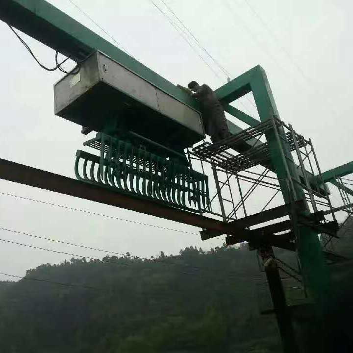 液壓抓斗式清污機(jī)